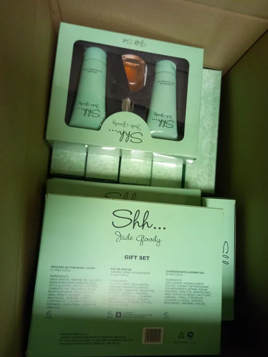 BOX OF APPROX 14 SHH... JADE GOODY GIFT SETS CONTAINING GLITTER BODY LOTION 100ML, EAU DE PARFUM 50ML AND BATH & SHOWER GEL 100ML