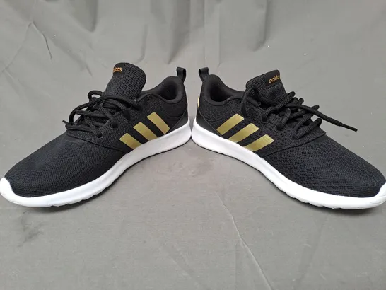 PAIR OF ADIDAS TRAINERS IN BLACK/GOLD UK SIZE 6