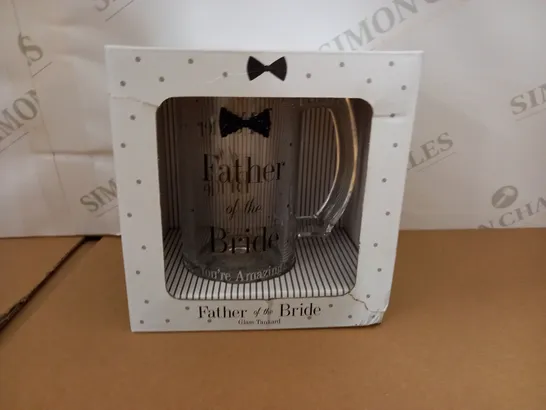 BOXED FATHER OF THE BRIDE GLASS TANKARD