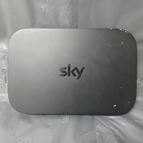 SKY EM150 Q MINI BOX