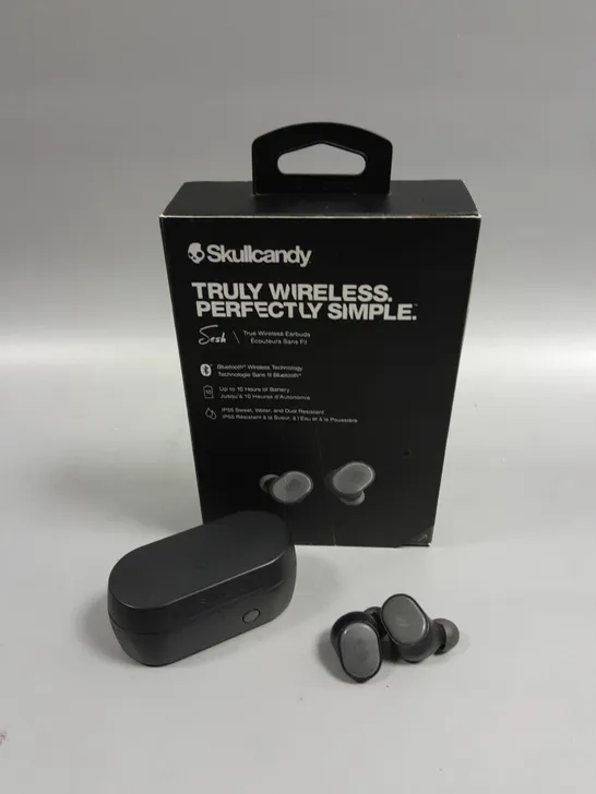 APPROXIMATELY 20 SKULL CANDY SESH WIRELESS EARPHONES 