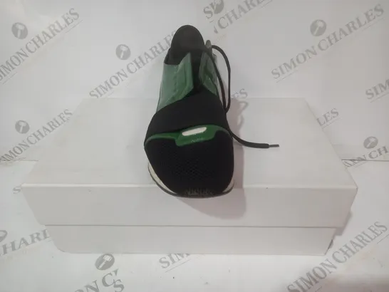 BOXED PAIR OF BALENCIAGA SHOES IN BLACK/GREEN EU SIZE 42