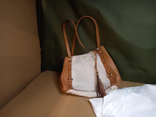 MICHAEL KORS STRAPPED BAG IN WHITE AND BROWN