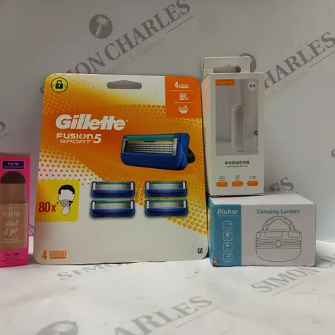 BOX OF APPROX 15 ASSORTED ITEMS TO INCLUDE - GILLETTE FUSION SPORT 5 - BLUKAR CAMPING LANTERN - TARTEDAB & GO HAIR CONCEALER ECT