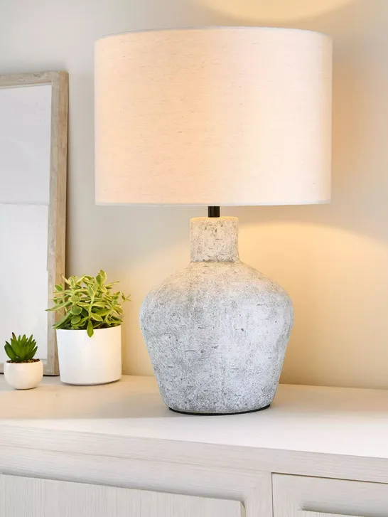 CIRCLE URN TABLE LAMP