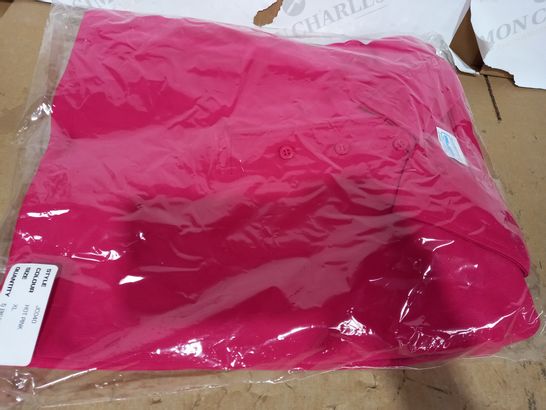 LOT OF APPROXIMATELY 5 BRAND NEW AWD TOPS IN HOT PINK SIZE XL