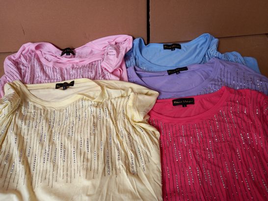 LOT OF 5 TOPS (SIZE S)