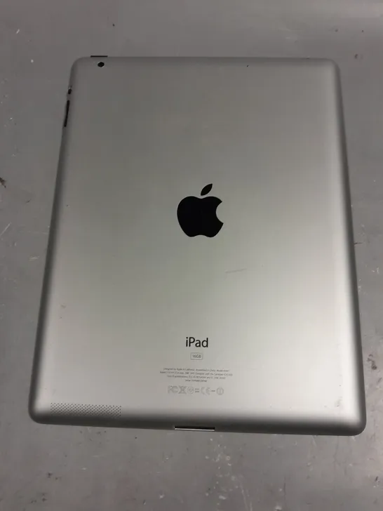 UNBOXED APPLE IPAD 16GB TABLET - A1395