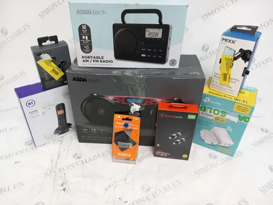 LARGE QUANTITY OF ASSORTED ELECTRICALS TO INCLUDE; SHARP PARTY 2.1 SPEAKER SYSTEM, MIX UNIVERSAL LONG ARM WINDSHIELD MOUNT, TP LINK POWERLINE WIFI KIT,  BLACKWEB OPTICAL CABLE AND PORTABLE RADIO