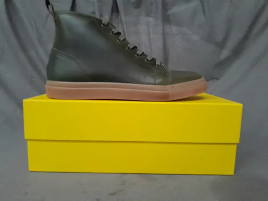 BOXED PAIR OF GORAL ANKLE BOOTS IN GREEN SIZE 10