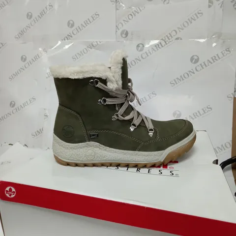 BOXED PAIR OF RIEKER BOOTSS SIZE EUR 41