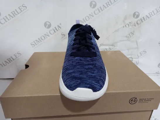 BOXED PAIR OF CLARKS TRAINERS IN BLUE AND NAVY SIZE 7