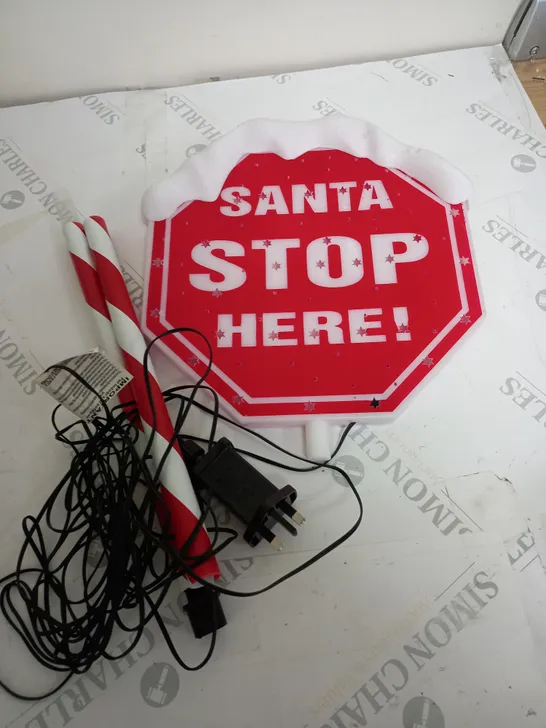 110cm SANTA STOP SIGN WITH MULTI COLOURED LIGHTS OUTDOOR CHRISTMAS DECORATION RRP £19.99