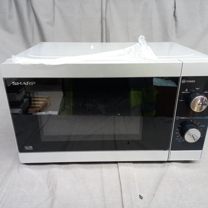SHARP YCMS01 MICROWAVE OVEN 4697077Simon Charles Auctioneers