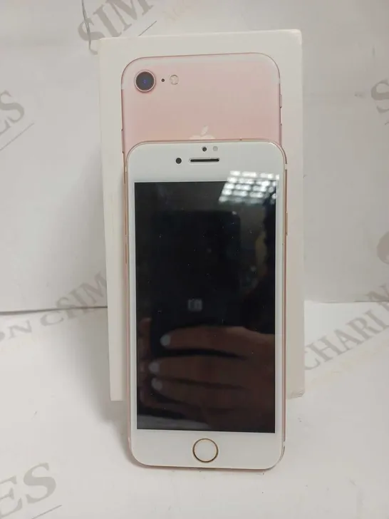 APPLE IPHONE 7 - ROSE GOLD (ICLOUD LOCKED)