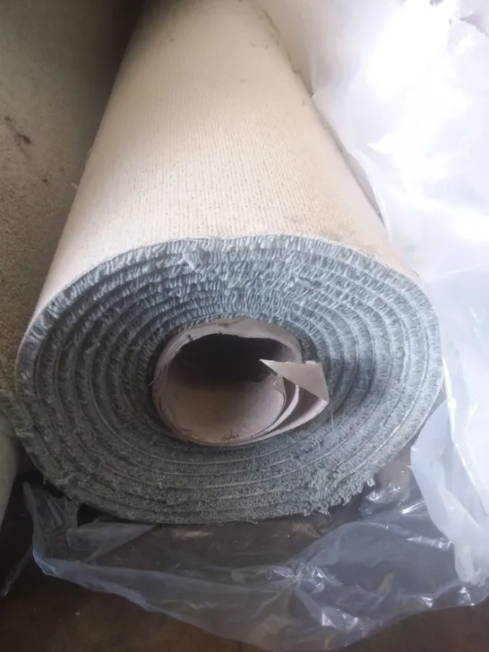 ROLL OF QUALITY TUDOR TWIST REGAL SWEET PEA CARPET APPROXIMATELY 5X6.5M