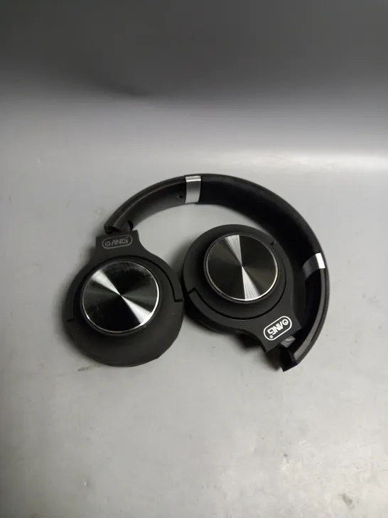 BOXED ANG EXTRA BASS NOISE FREE HEADPHONES BLACK