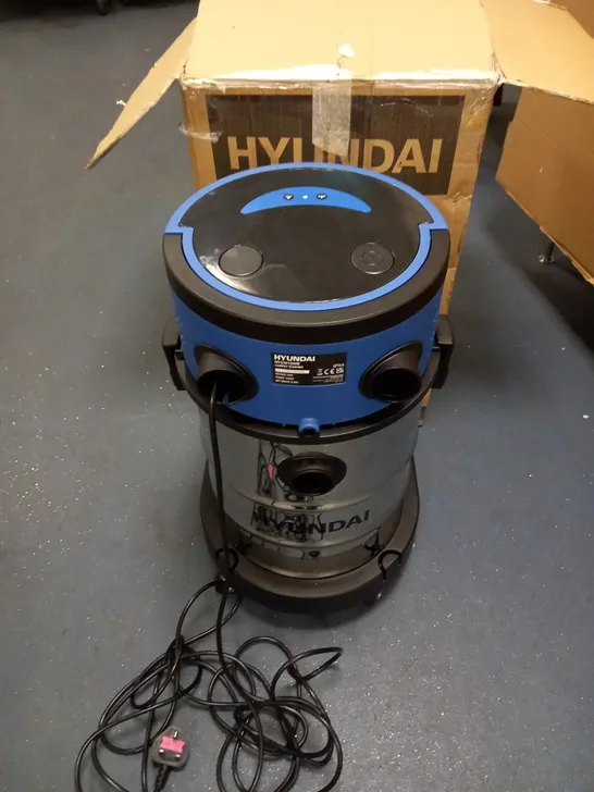 HYUNDAI CARPET WASHER