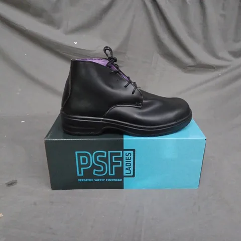 BOX OF APPROXIMATELY 10 PAIRS OF WOMENS PSF LADIES VERSATILE SAFETY BOOTS - SIZE 4