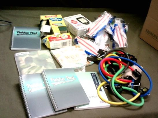 SMALL BOX OF ASSORTED ITEMS INCLUDING RESISTANCE TRAINING BANDS, NOTE PADS, SURE SMART DUE BLOOD GLUCOSE MONITOR 
