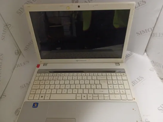 PACKARD BELL NEW95 LAPTOP