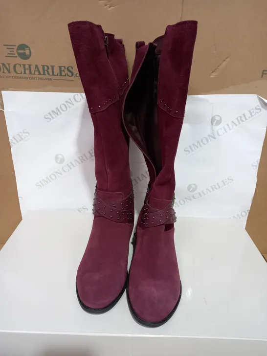 MARC FISHER BURGUNDY SUEDE HIGH RISE BOOTS - SIZE 6