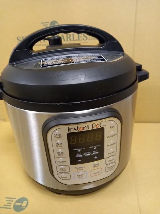 INSTANT POT DUO SMART PRESSURE COOKER