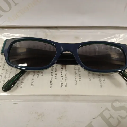 BOX OF APPROX 8 STING 6101 GREEN SUNGLASSES 