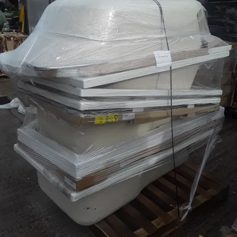 PALLET OF APPROXIMATELY 10 MIXED BATHS