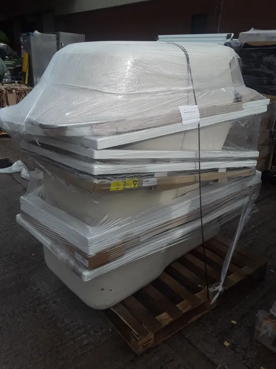 PALLET OF APPROXIMATELY 10 MIXED BATHS