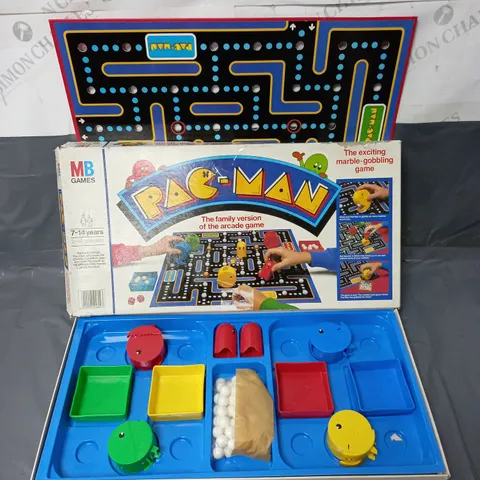 BOXED MB GAMES PAC-MAN BOARD GAME