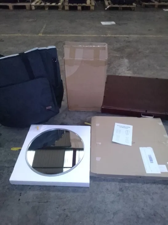 PALLET OF ASSORTED ITEMS TO INCLUDE MIRROR, CURMIO BAG, METAL YALLOVE FURNITURE ETC