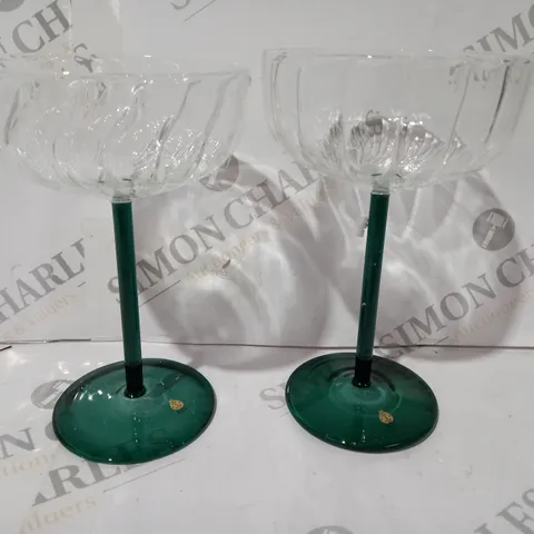 BOXED OUTLET BUNDLEBERRY BY AMANDA HOLDEN SET OF 4 FLUTED COUP GLASSES