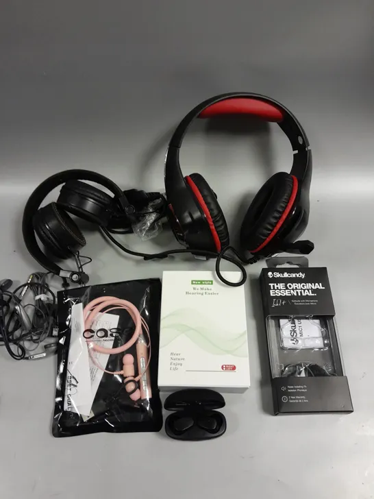 APPROXIMATELY 10 ASSORTED HEADPHONE PRODUCTS TO INCLUDE OVER HEAD, HEADSETS, IN EAR ETC  