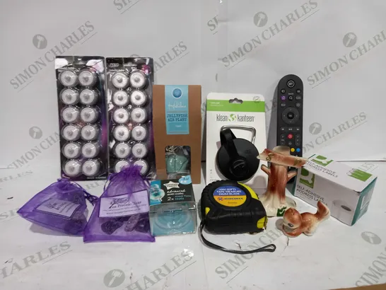 LOT TO CONTAIN APPROX 35 X ASSORTED HOUSEHOLD PRODUCTS, INCLUDES LED TEA LIGHTS, TAPE MEASURE, REMOTE ETC 