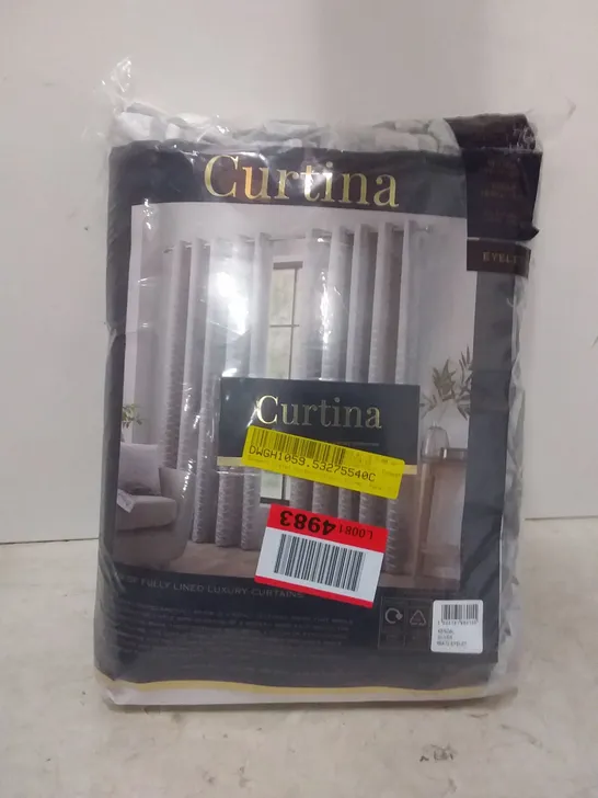 CURTINA EYELET CURTAINS COLOUR: SILVER