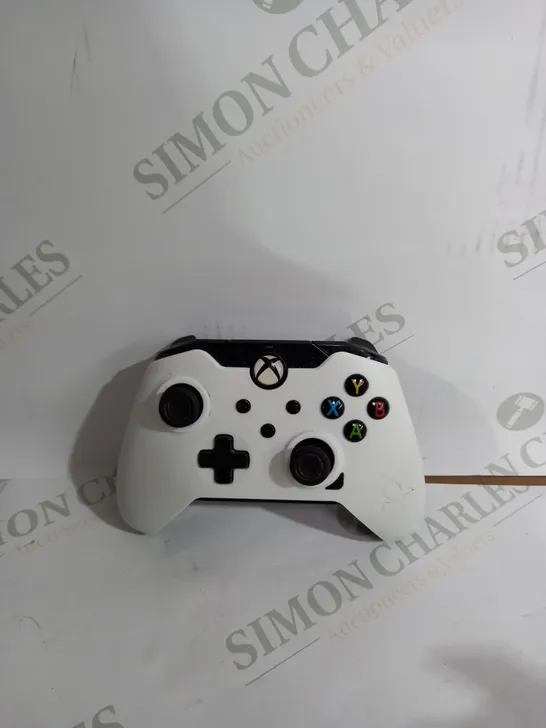 PDP ARCTIC WHITE XBOX WIRED CONTROLLER