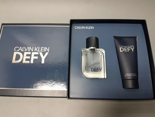 CALVIN KLEIN DEFY 50ML EAU DE TOILETTE GIFT SET