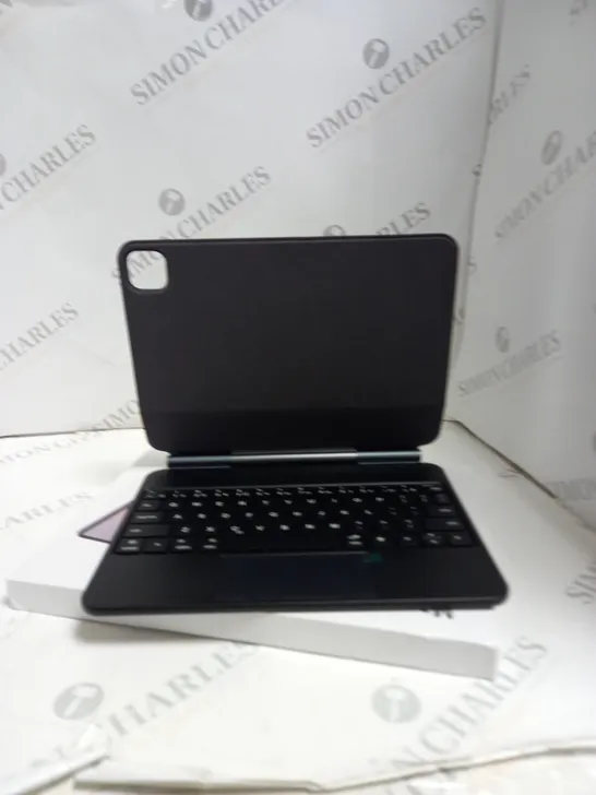 BOXED MAGNETIC WIRELESS KEYBOARD