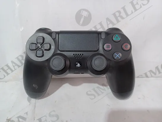 SONY CUH-ZCT2E WIRELESS DUALSHOCK 4 CONTROLLER FOR PLAYSTATION 4 IN BLACK