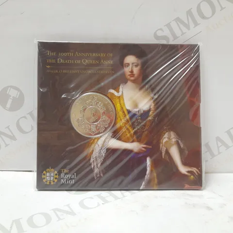 THE ROYAL MINT 2014 300TH ANNIVERSARY OF QUEEN ANNE £5 BRILLIANT UNCIRCULATED COIN