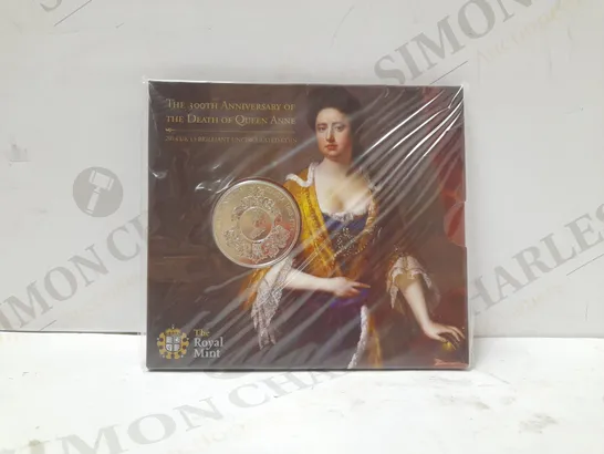 THE ROYAL MINT 2014 300TH ANNIVERSARY OF QUEEN ANNE £5 BRILLIANT UNCIRCULATED COIN