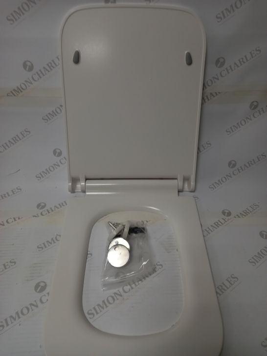 DUROVIN SLIM TOILET SEAT