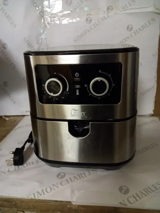 UTEN 5.5L 1700W AIR FRYER 