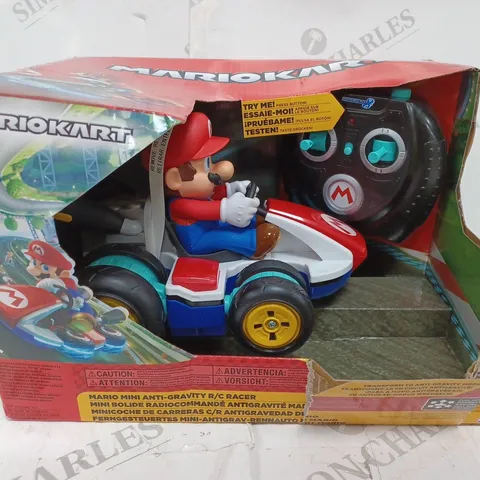 MARIO KART MINI ANTI-GRAVITY R/C RACER