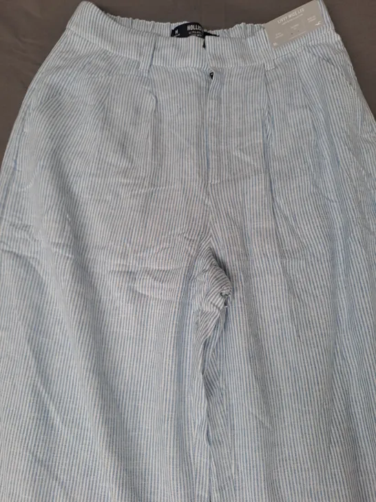 HOLLISTER LIVVY WIDE LEG PANS IN WHITE/BLUE STRIPES SIZE MEDIUM