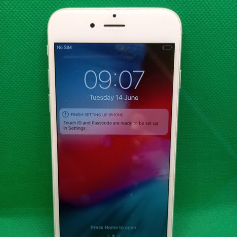APPLE IPHONE 6 SILVER A1586