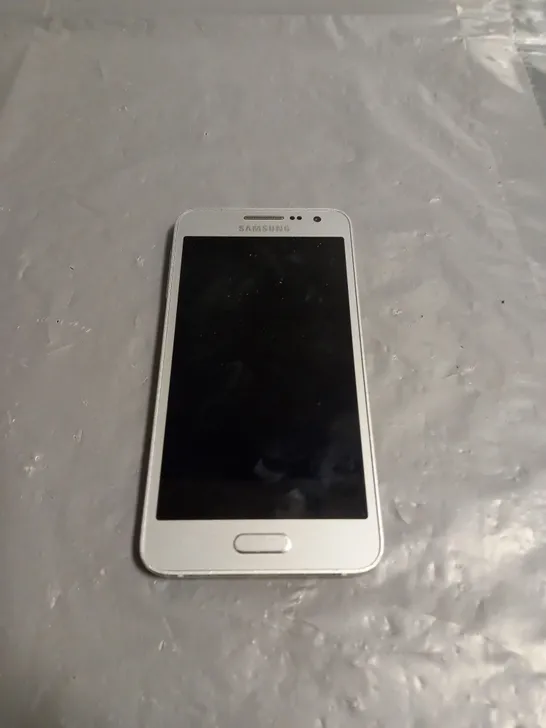 SAMUNG GALAXY A3 