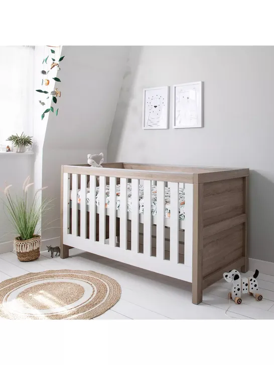 BOXED TUTTI BAMBINI MODENA COT BED IN WHITE AND OAK FINISH - 2 BOXES