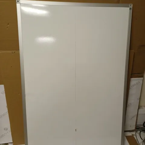 WHITEBOARD (61 X 90 CM)